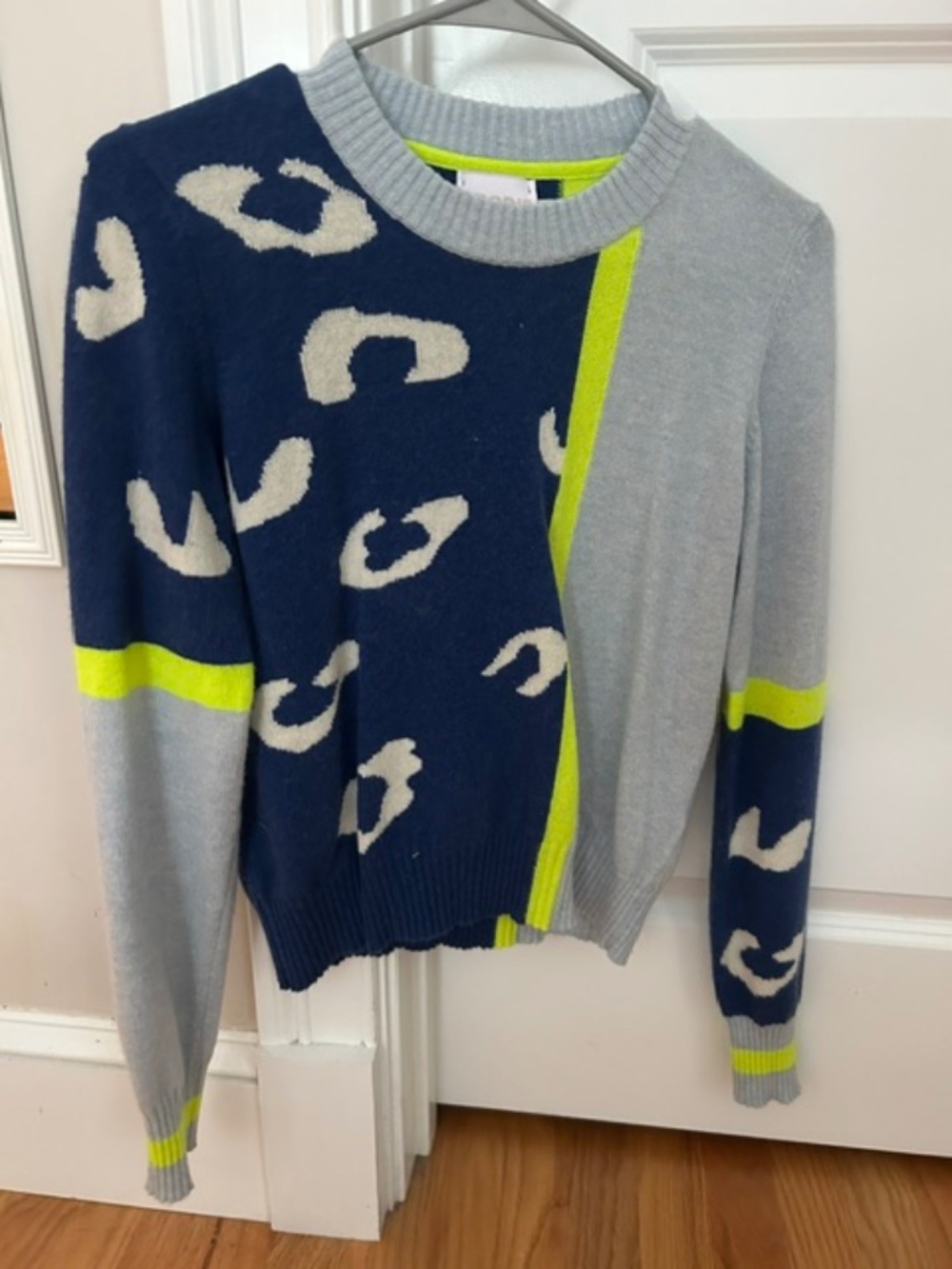 BRODIE cashmere Sweater XS Fun neon green, blue and grey.